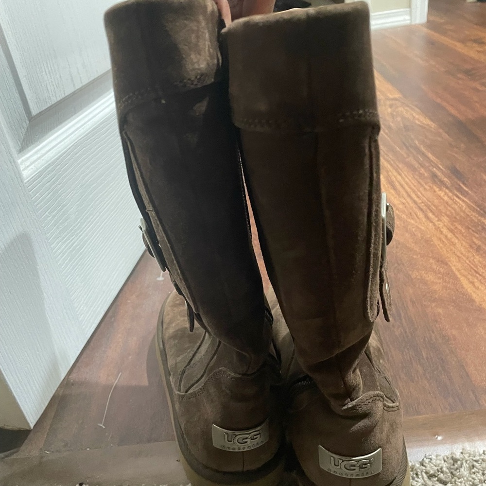 Brown Uggs